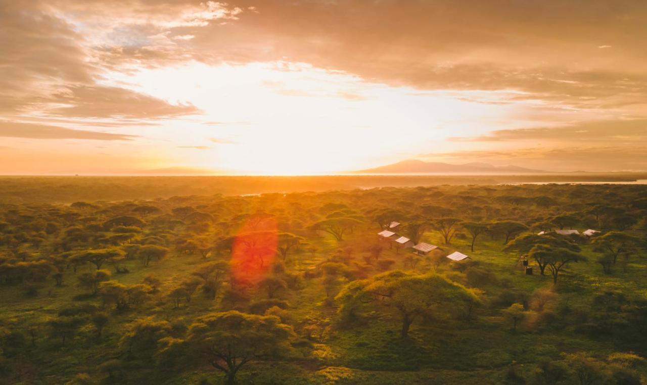 Gnu Mara River Camp เซเรงเกติ ภายนอก รูปภาพ